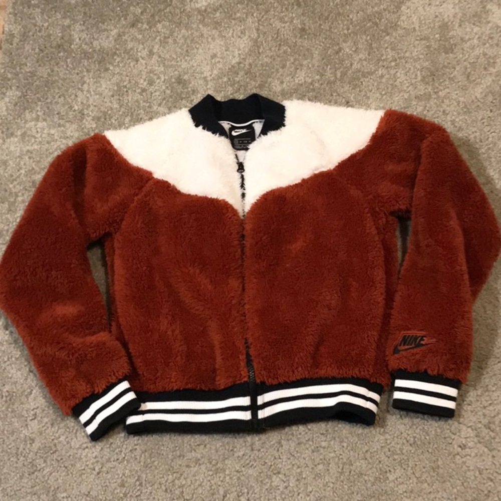 Girls preowned fleece Nike bomber jacket – XS